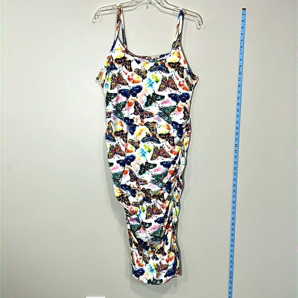 Cute White Plus Size Butterfly Print Dress. Size 1X.